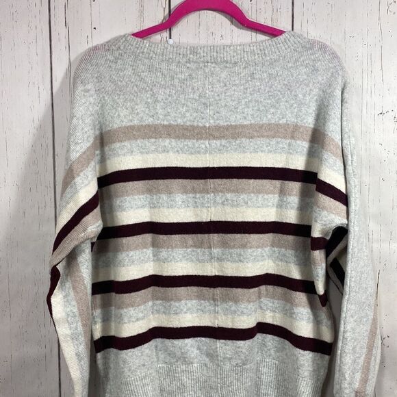 LOFT Gray Striped Crewneck Sweater Size S Cozy Minimalist Fall Knit Neutral - Picture 13 of 14